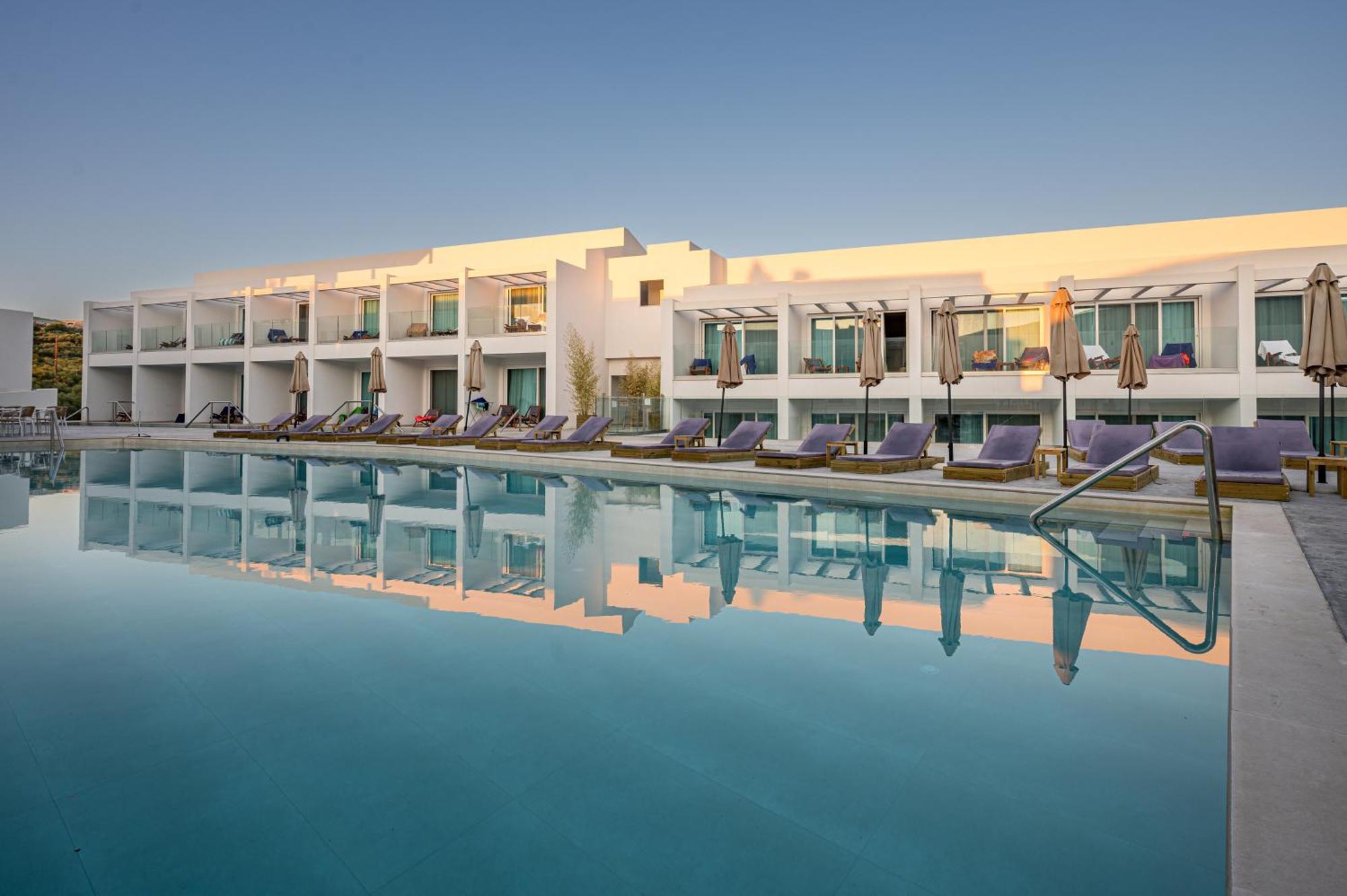 Mirage Bleu Hotel Tragaki Ngoại thất bức ảnh