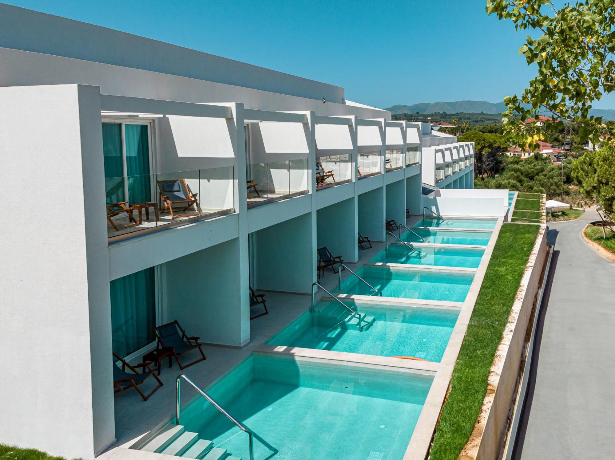 Mirage Bleu Hotel Tragaki Ngoại thất bức ảnh