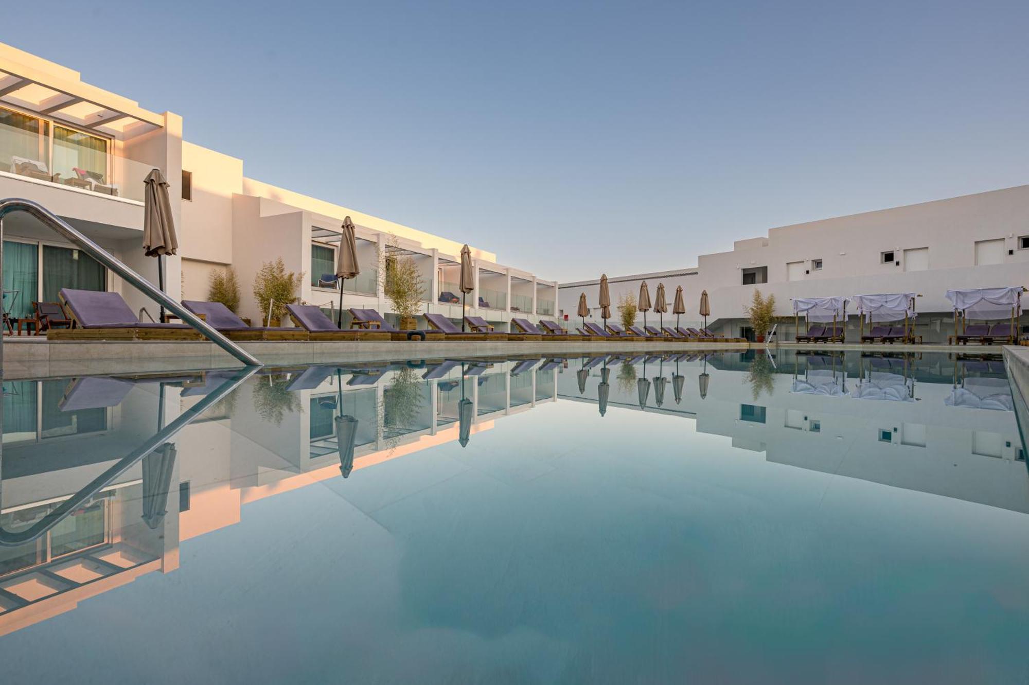 Mirage Bleu Hotel Tragaki Ngoại thất bức ảnh