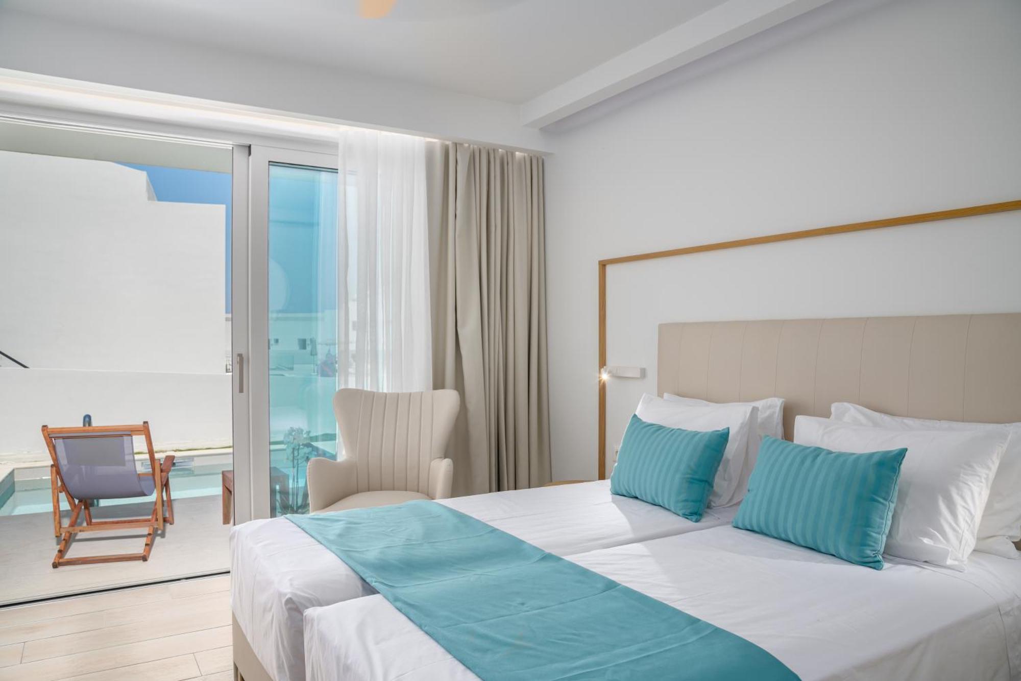 Mirage Bleu Hotel Tragaki Ngoại thất bức ảnh