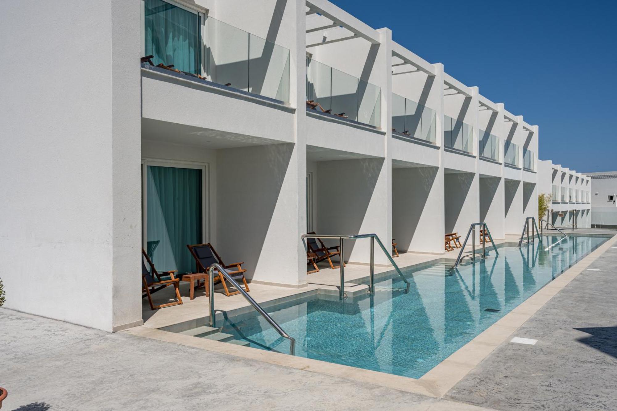Mirage Bleu Hotel Tragaki Ngoại thất bức ảnh